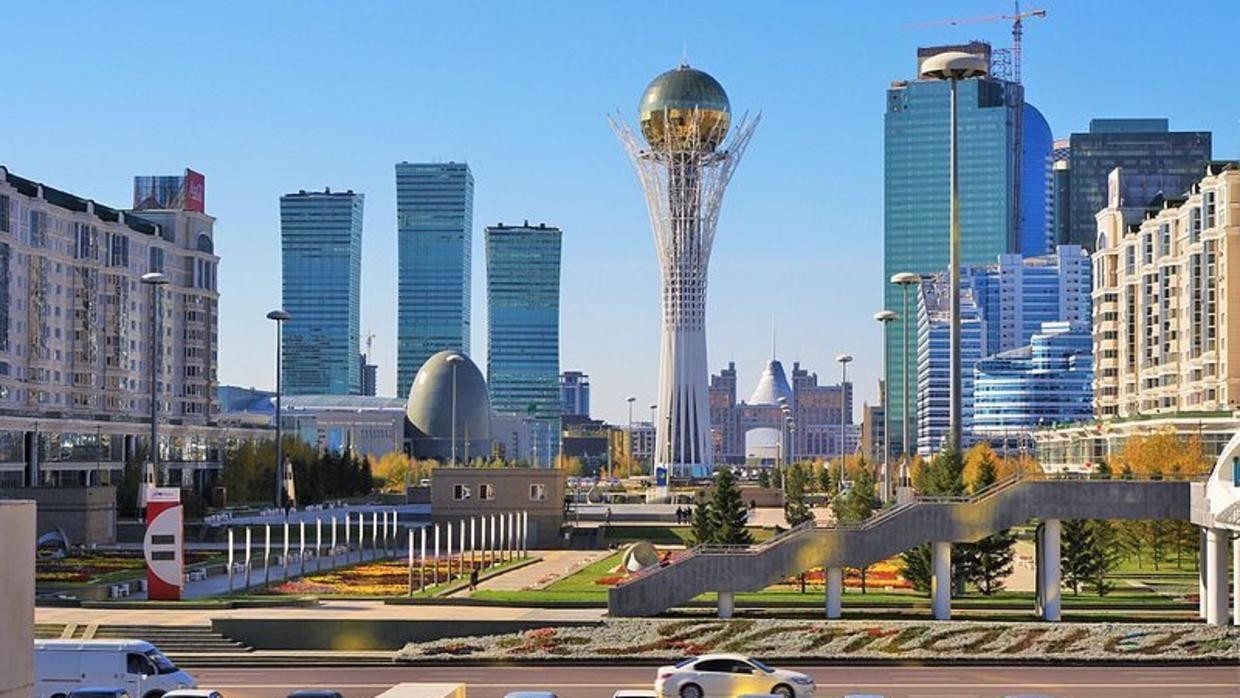 Нур-Султан и Алматы будут закрыты на полный карантин 22 марта