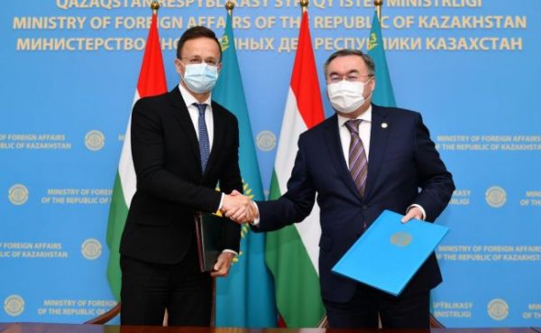 МИД Казахстана и Венгрии подписали меморандум о взаимопонимании