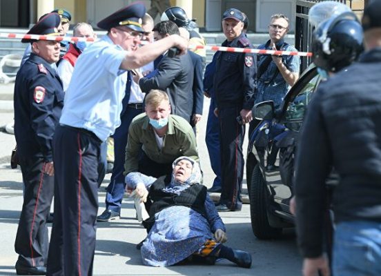 Состояние шести детей, пострадавших при стрельбе в Казани, крайне тяжелое