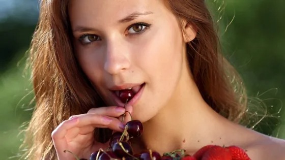 Почему женщинам на Руси запрещали есть черешню
