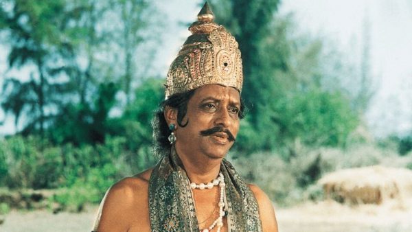 Актер из индийского фильма «Танцор диско» умер в 98 лет