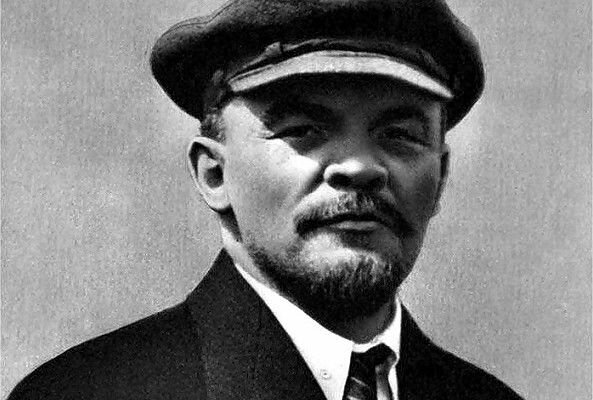 Дедушку Ленина звали Абель Моисеевич Бланк. Когда Сталин узнал это, то сразу засекретил