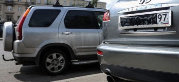 В РК запрещают эксплуатацию авто с госномерами РФ. Что происходит
