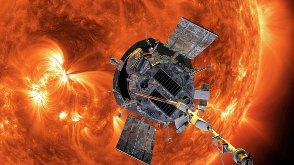 Впервые в истории космический корабль «коснулся» Солнца