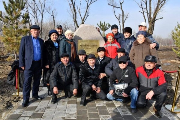 В Алматы установили закладной камень на месте будущего памятника «Желтоксан»