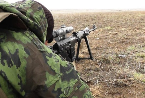 Хладнокровие и хитрость: как обучают снайперов в Казахстане (видео)