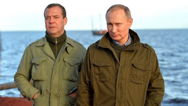 Медведев назвал Казахстан «искусственным государством», а потом сказал, что это взлом