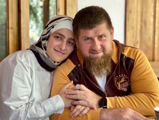 За кого тайно вышла замуж старшая дочь Рамзана Кадырова