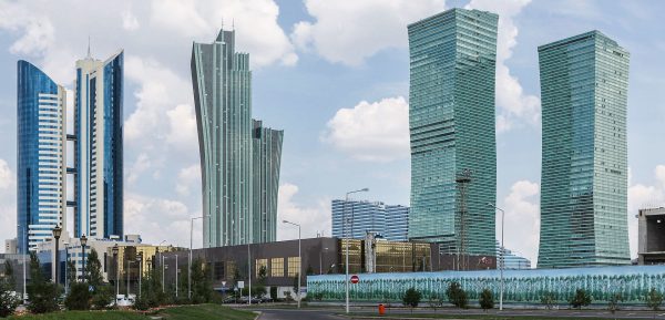 Парламент вернул столице прежнее имя Астана