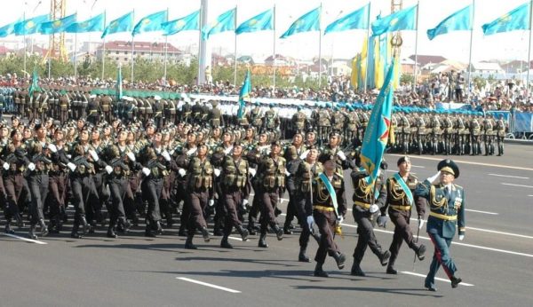 Солдат-срочник из Тараза заявил, что сержант бил его табуреткой по голове