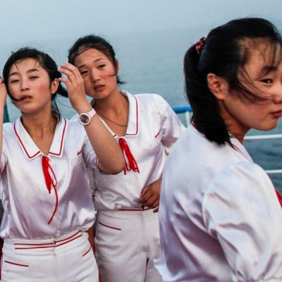 Почему у женщин Северной Кореи нет лишнего веса, а дети попадают в ясли с 2-х недель