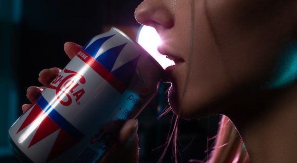 «Начинает трясти»: девушка, пьющая по 2 литра Pepsi в день, рассказала об изменениях в организме