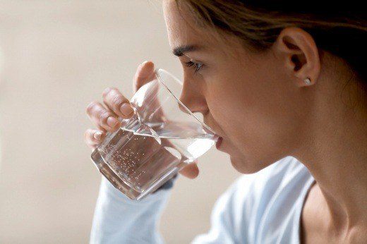 Что происходит с организмом, когда вы пьете много воды