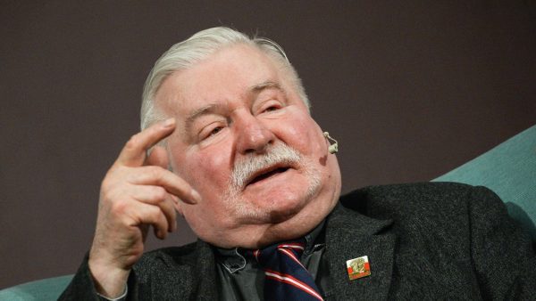 Emerytura Lecha Wałęsy: kwota cię zaskoczy