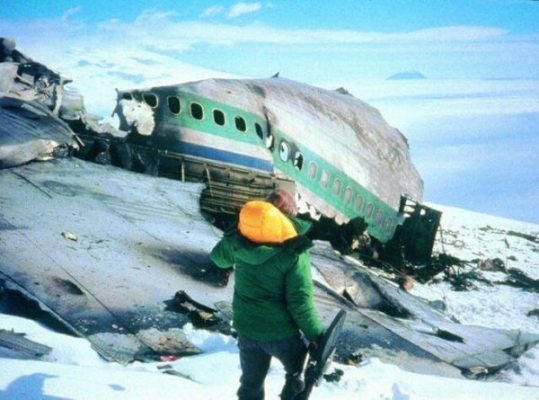 Пассажиры самолета случайно запечатлели свои последние минуты жизни