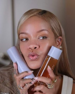 Rihanna stuns in makeup-free snaps