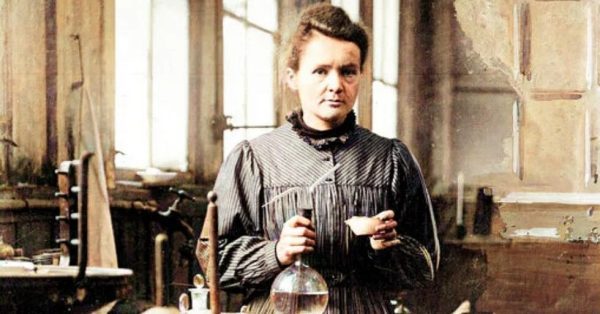 Цена признания этой знаменитой женщины — похороны в цинковом гробу