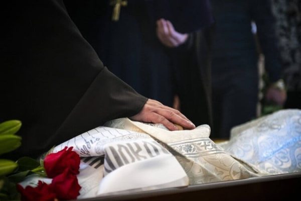 Запрет на похоронах: его нарушение принесет несчастья