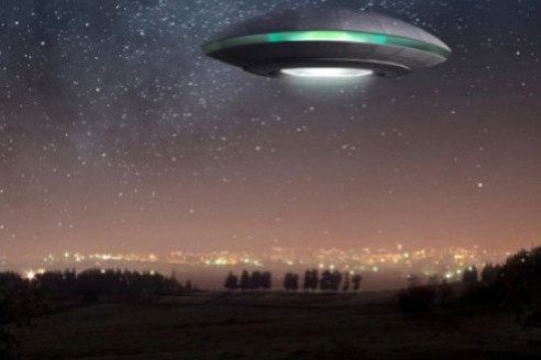 India, caccia militari colpiscono un UFO nei cieli: le immagini fanno il giro del web
