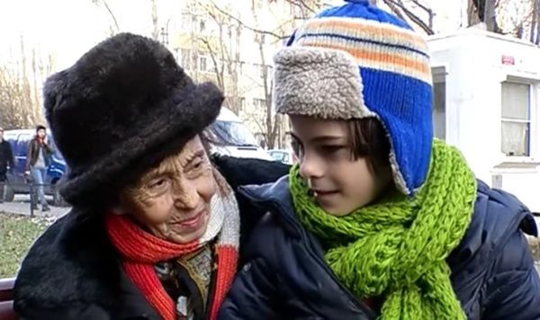 В кого превратилась подросшая дочь родившей в 66 женщины