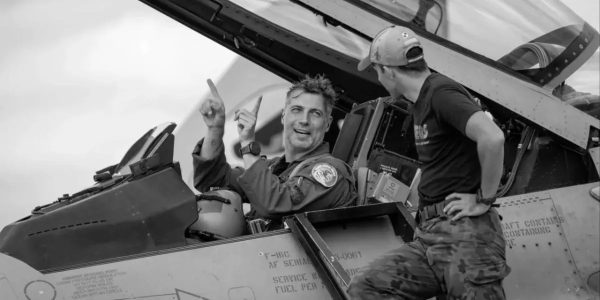 To właśnie spowodowało śmierć polskiego pilota. Odczytano nagrania z czarnych skrzynek. Szokujące.