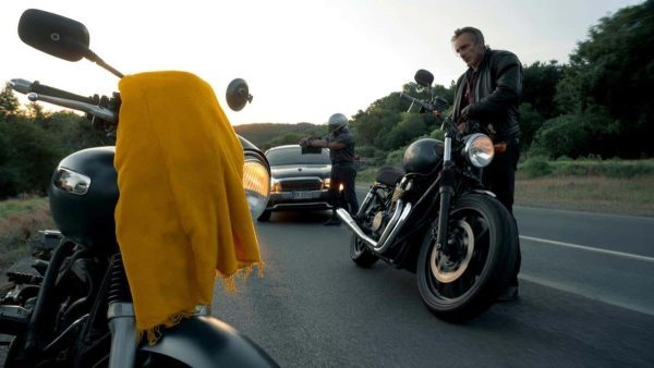 Bikers Approach This Female Truck Driver, Unaware She’s A Well-Known Person